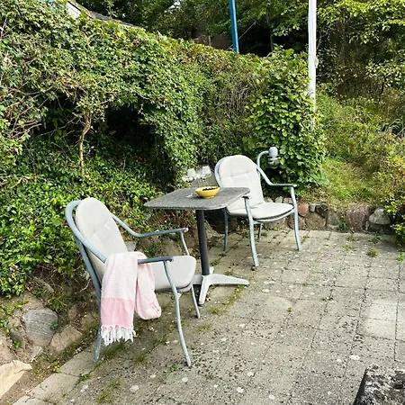 Nyaraló House Near Sea And Forest In Lundeborg